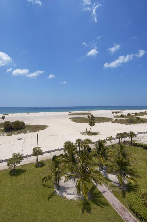 Two-Bedroom Apartment with Private Balcony Ocean View,1589466435:JPEG